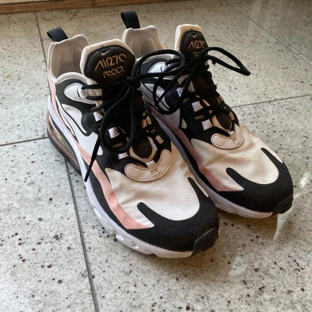Air max 270 react women’s 8.5